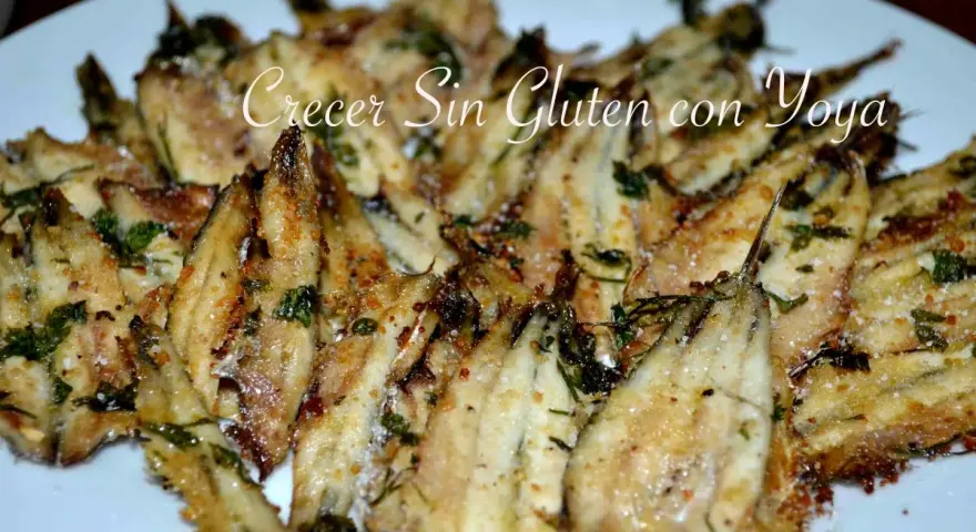 Deliciosos boquerones al horno, crujientes y dorados, con hierbas frescas y un toque de sal. ¡Una receta fácil y sabrosa!